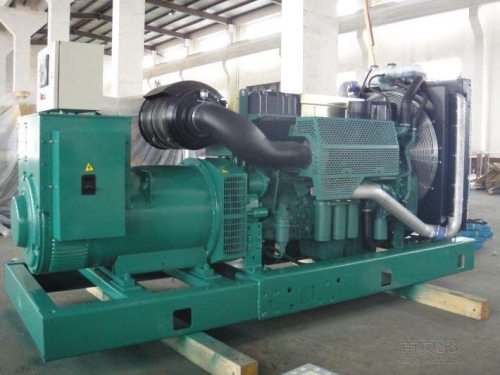 新盈镇便携静音：租赁无声发电机组，便携式解决能源需求